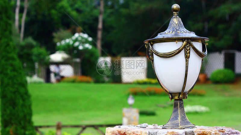 教室LED灯具十大品牌：如何挑选合适的照明方案